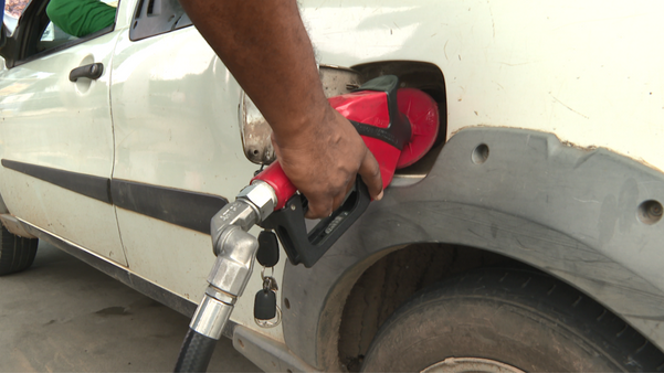 Falta de combustível no mercado faz preço de gasolina subir, segundo donos de postos em Cachoeiro 