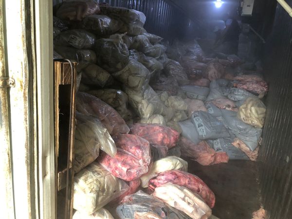 Subprodutos de origem animal foram apreendidos em empresa na Zona Rural de Guarapari por Divulgação | Polícia Civil