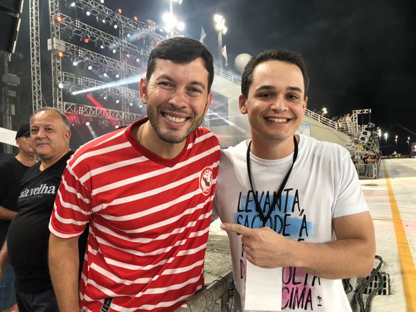 No Sambão, prefeitos de Vila Velha e de Vitória, Arnaldinho Borgo e Lorenzo Pazolini  por Alberto Borém