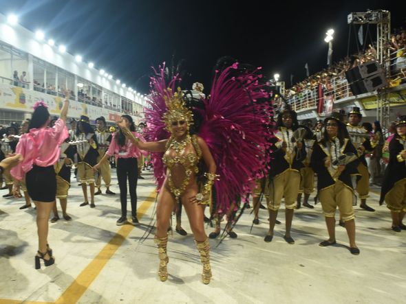 Desfile da Imperatriz do Forte     por Carlos Alberto Silva 