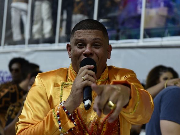 Emerson Xumbrega puxando o samba da Boa Vista por Fernando Madeira