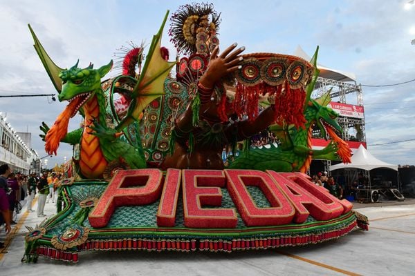 Carnaval 2022 - Desfile da escola Unidos da Piedade   por Fernando Madeira