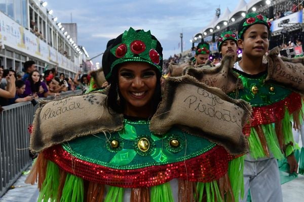 Carnaval 2022 - Desfile da escola Unidos da Piedade   por Fernando Madeira