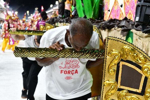 Carnaval 2022 - Desfile da Mocidade Unida da Glória    por Fernando Madeira