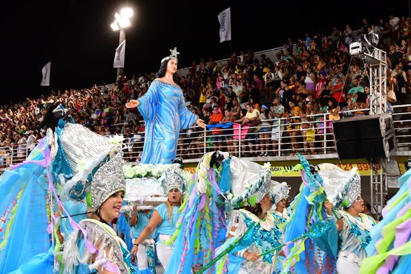 Carnaval 2022 - Desfile da Mocidade Unida da Glória    por Fernando Madeira