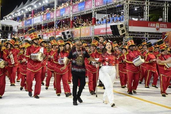 Carnaval 2022 - Desfile da Mocidade Unida da Glória   por Rodrigo Gavini