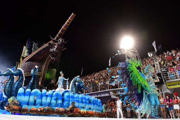 Carnaval 2022 - Desfile da Novo Império   por Fernando Madeira