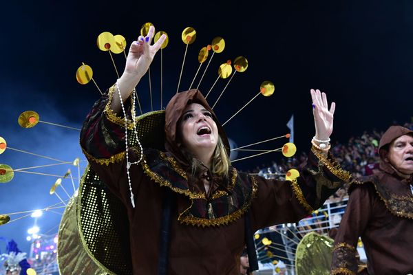 Carnaval 2022 - Desfile da Novo Império   por Fernando Madeira
