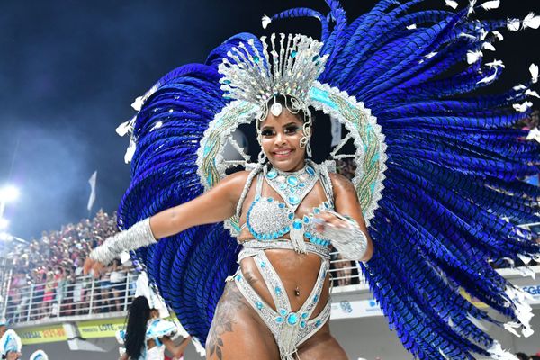 Carnaval 2022 - Desfile da Novo Império   por Fernando Madeira