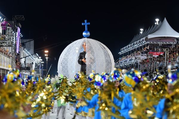 Carnaval 2022 - Desfile da Novo Império   por Fernando Madeira