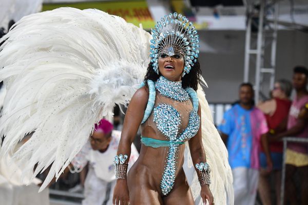 Carnaval 2022 - Desfile da Novo Império   por Fernando Madeira