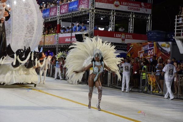 Carnaval 2022 - Desfile da Novo Império  por Rodrigo Gavini  
