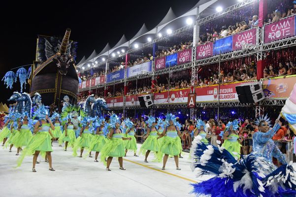 Carnaval 2022 - Desfile da Novo Império  por Rodrigo Gavini  