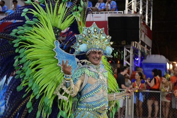 Carnaval 2022 - Desfile da Novo Império  por Rodrigo Gavini  