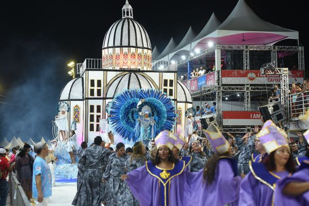 Carnaval 2022 - Desfile da Novo Império por Carlos Alberto Silva