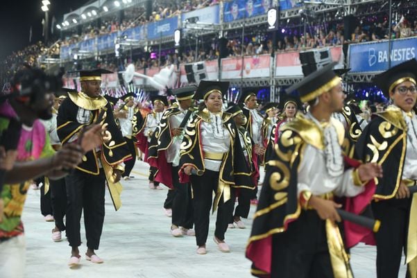 Bateria da Imperatriz do Forte por Carlos Alberto Silva 