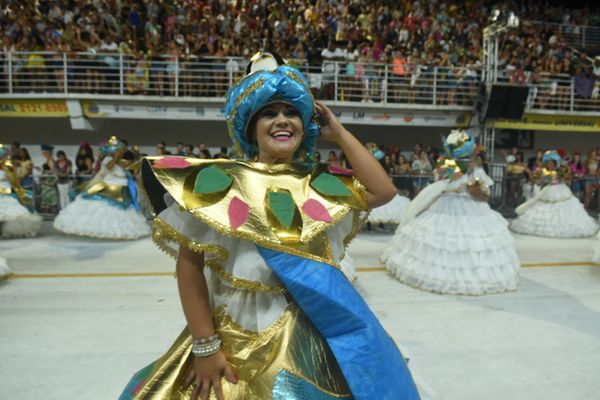 Desfile da Imperatriz do Forte    por Carlos Alberto Silva 