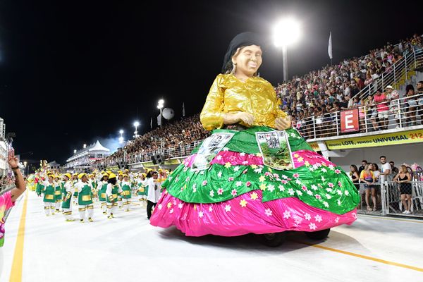 Desfile da Imperatriz do Forte   por Fernando Madeira