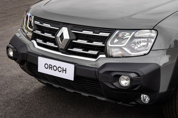 Renault Oroch 2023 traz novidades no design e na motorização
