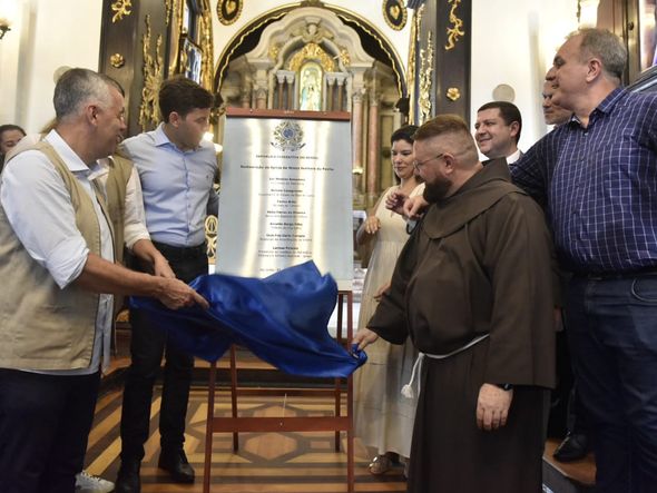 Capela do Convento da Penha é reaberta após obras de restauro por Ricardo Medeiros