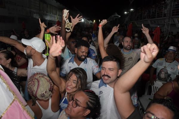 Festa na quadra da Nova Império, campeã do Carnaval 2022 por Fernando Madeira