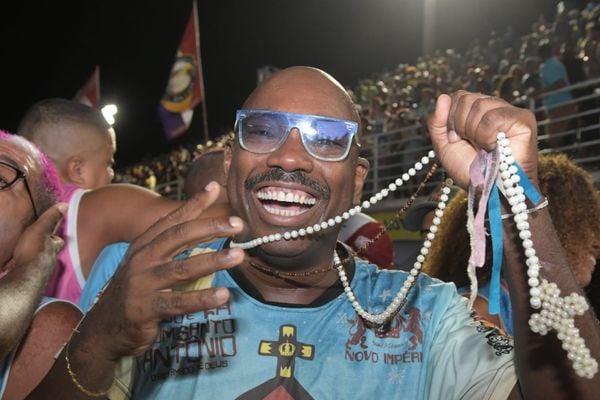 Novo Império é a campeã do Carnaval de Vitória 2022  por Fernando Madeira