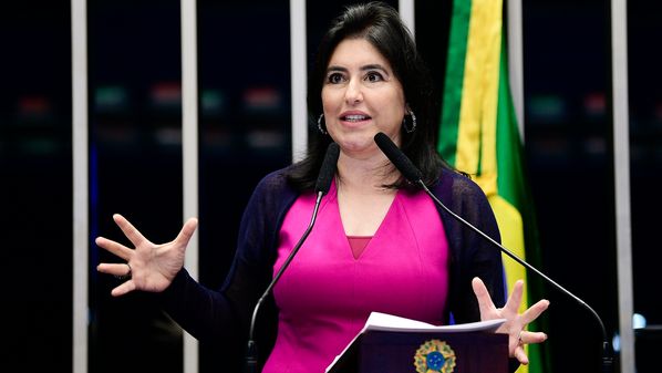 Senadora vai ao Estado negociar chapa com tucanos para governo gaúcho que pressionam Leite a concorrer de novo