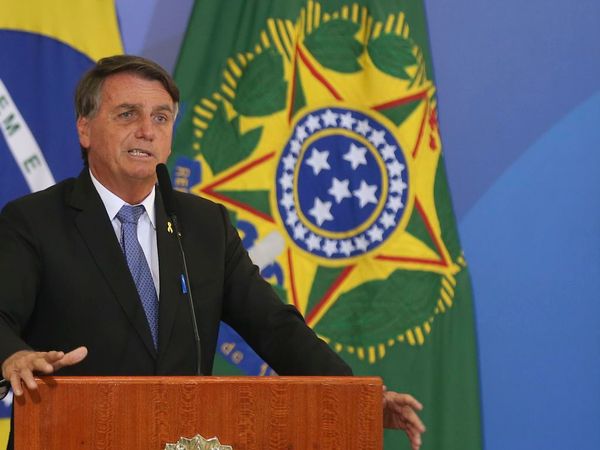 Em busca da reeleição, o presidente Jair Bolsonaro filiou-se ao PL