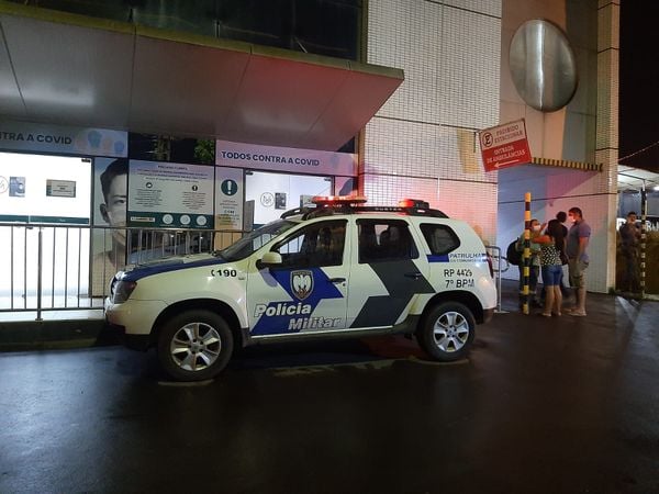 Polícia Militar esteve no hospital onde a criança foi socorrida em Cariacica