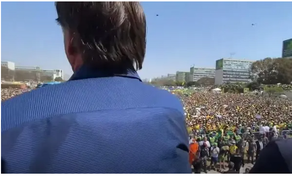 Passando a Limpo: É enganosa postagem afirmando que lançamento da campanha de Bolsonaro reuniu multidão em Brasília