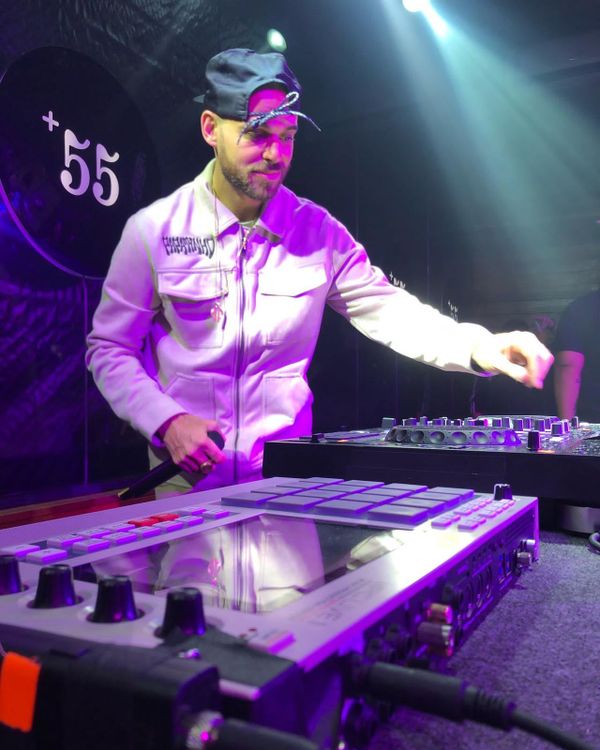 DJ Papatinho teve o equipamento roubado em hotel de Vitória