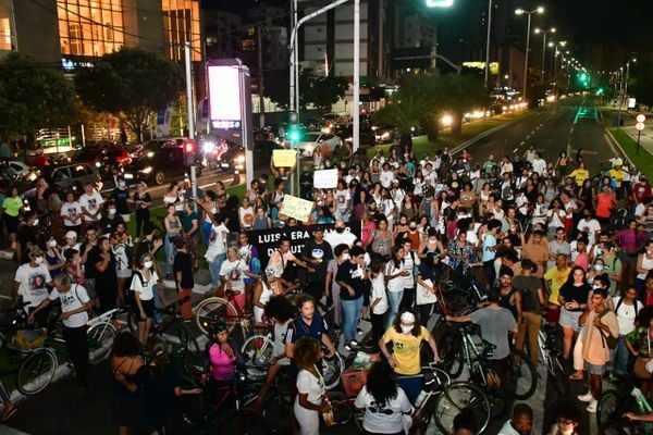 Ato em protesto pela morte de Luísa Lopes por Fernando Madeira