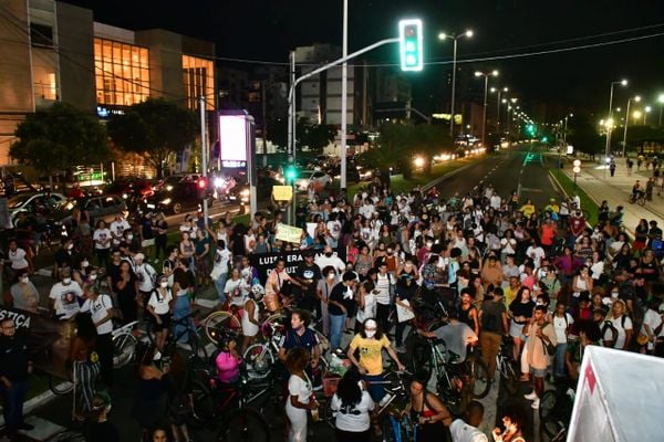 Ato em protesto pela morte de Luísa Lopes por Fernando Madeira