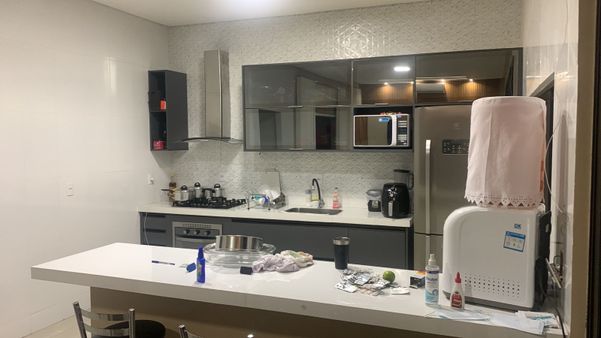 Cozinha do imóvel em Goiânia por Divulgação/PF