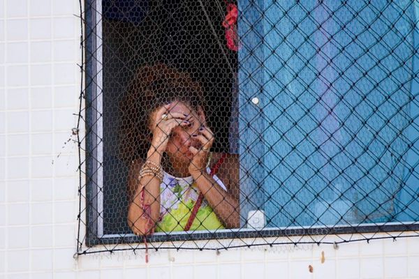 Segunda vítima de desabamento em Vila Velha é resgatada pelos bombeiros  por Vitor Jubini