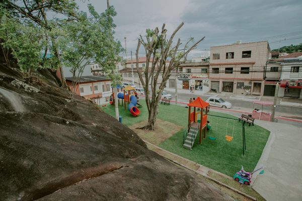 Bairros ganharam novas praças com áreas de lazer para moradores por Adessandro Reis/Secom PMVV/Divulgação