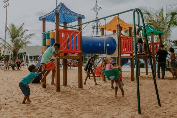 Durante todo o ano, já foram entregues à população a revitalização das praças e instalação de parques infantis por Adessandro Reis/Secom PMVV/Divulgação