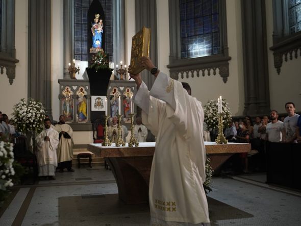 Missa de Envio da Romaria dos Homens, na Catedral Metropolitana de Vitória por Vitor Jubini