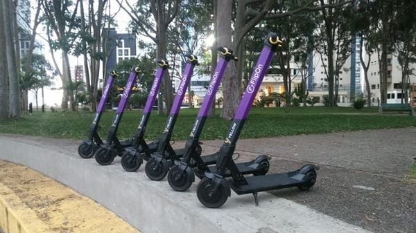 Patinetes elétricos voltam e estão disponíveis para aluguel em Vitória