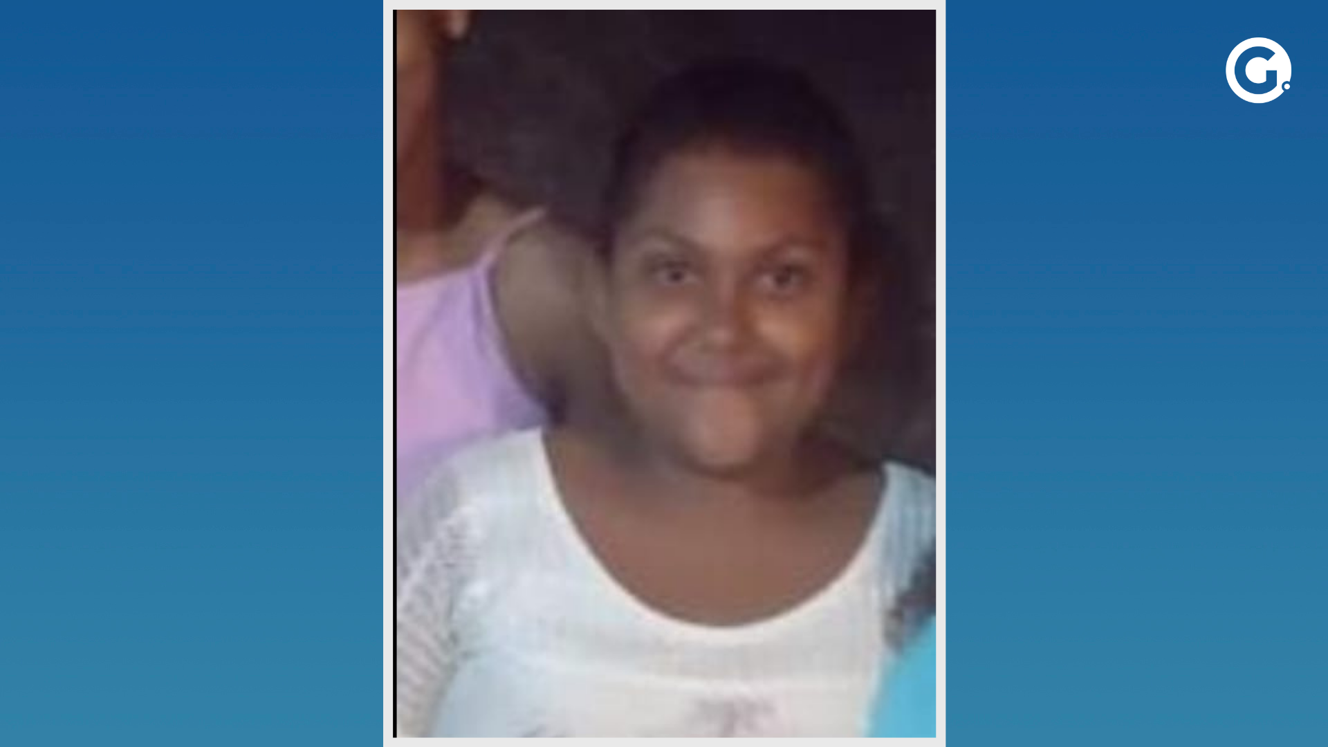 Ludmila dos Santos Lopes, de 11 anos, morreu enquanto brincava de bicicleta após bater no muro de casa no bairro Nova Esperança. Despedida da menina foi marcada por emoção de amigos e familiares
