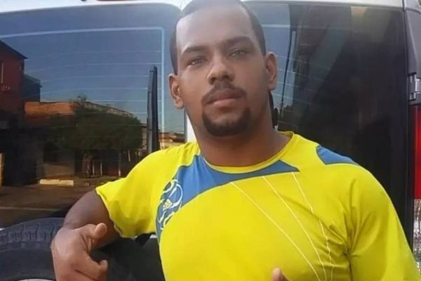Pedreiro Douglas Nascimento, de 29 anos, morreu depois de ser atingido por golpe de canivete