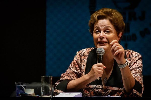 Ex-presidente Dilma Rousseff contou a Mano Brown sobre o dia em que rasgou dinheiro