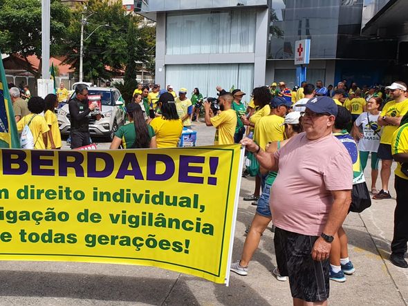 Manifestantes fazem ato pelo Dia do Trabalhador e a favor de Bolsonaro em Vitória por Ricardo Medeiros