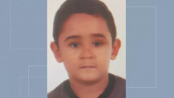 Rafael Silva Marques, de 12 anos, morreu após ter sido atingido por um tiro em Aracruz