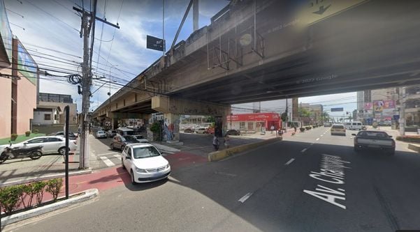Avenida Carlos Champagnat