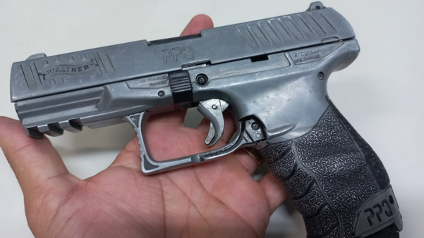 Homem é detido após se passar por cliente e assaltar loja em Cachoeiro