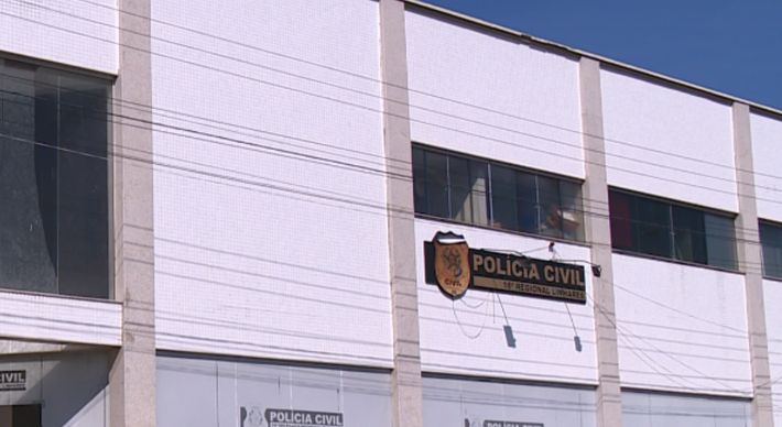 Segundo a Polícia Civil, ele veio para o Espírito Santo trabalhar na colheita do café e permaneceu escondido no município capixaba. No MS, ele manteve um relacionamento com a menor, de apenas 13 anos