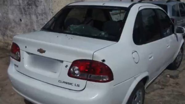 Carro foi recuperado na Bahia, após confronta da polícia com os criminosos.