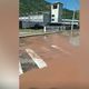 Imagem - Após manutenção, moradores reclamam de água suja nas torneiras em Vitória