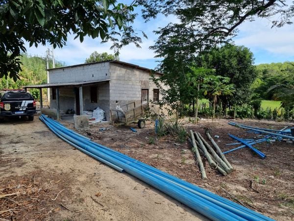 Os equipamentos furtados de propriedades rurais de Jaguaré são avaliados em mais de R$ 200 mil, segundo a Polícia Militar.